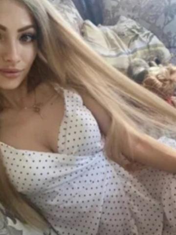 Ксения Сексуальная Блондинка фото 3